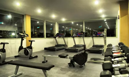 هتل افسیا هالیدی بیچ کوش آداسی